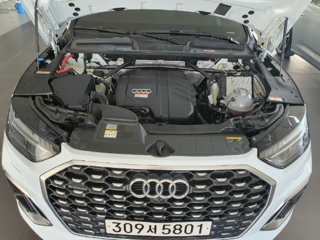Audi Q5 45 TFSI quattro Premium 195 265 kW hp S tronic 7