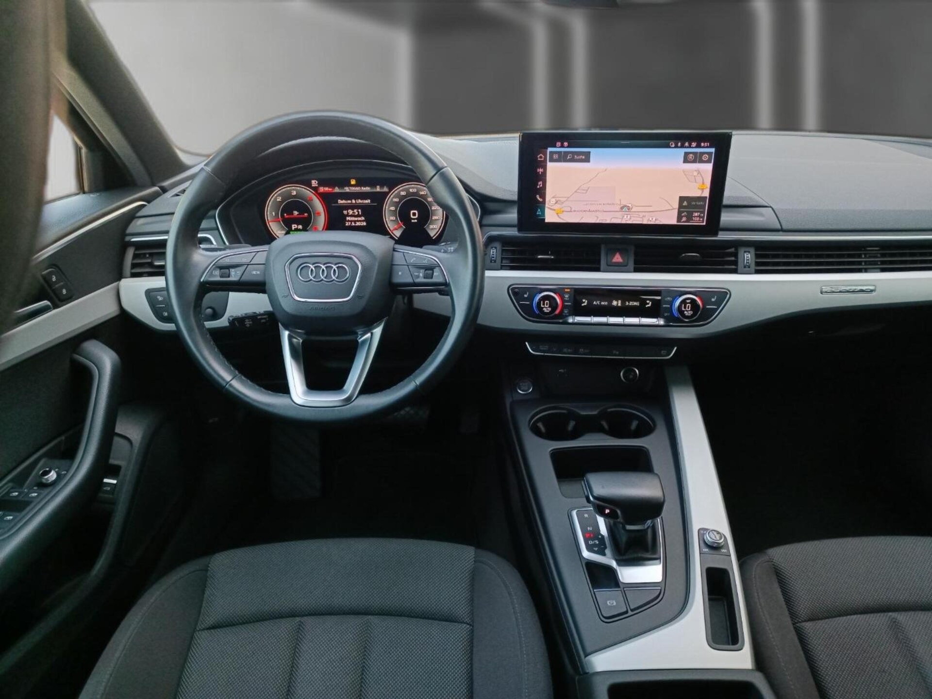 Audi A4 Avant S line