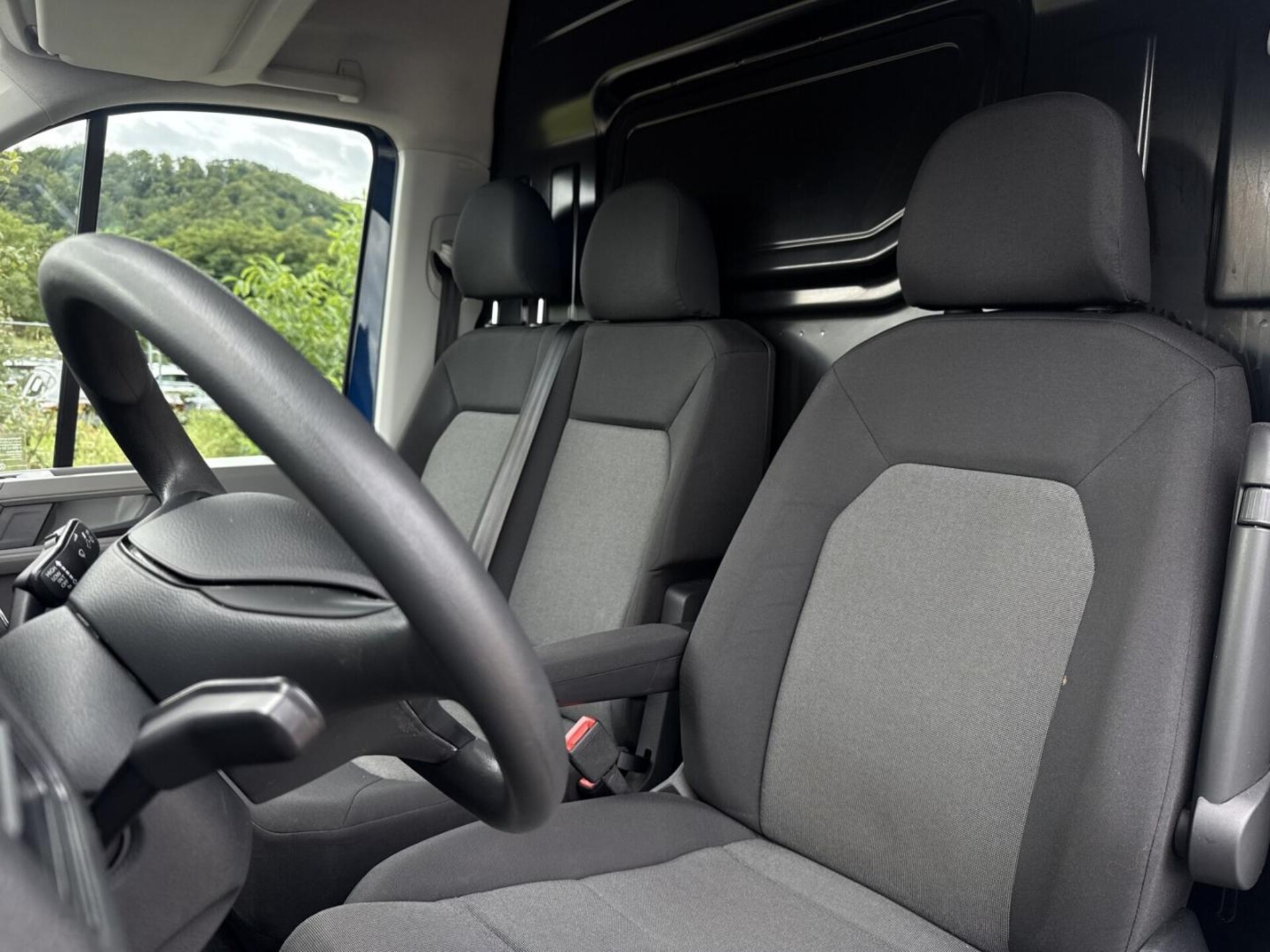 Volkswagen Crafter Furgon długi rozstaw osi