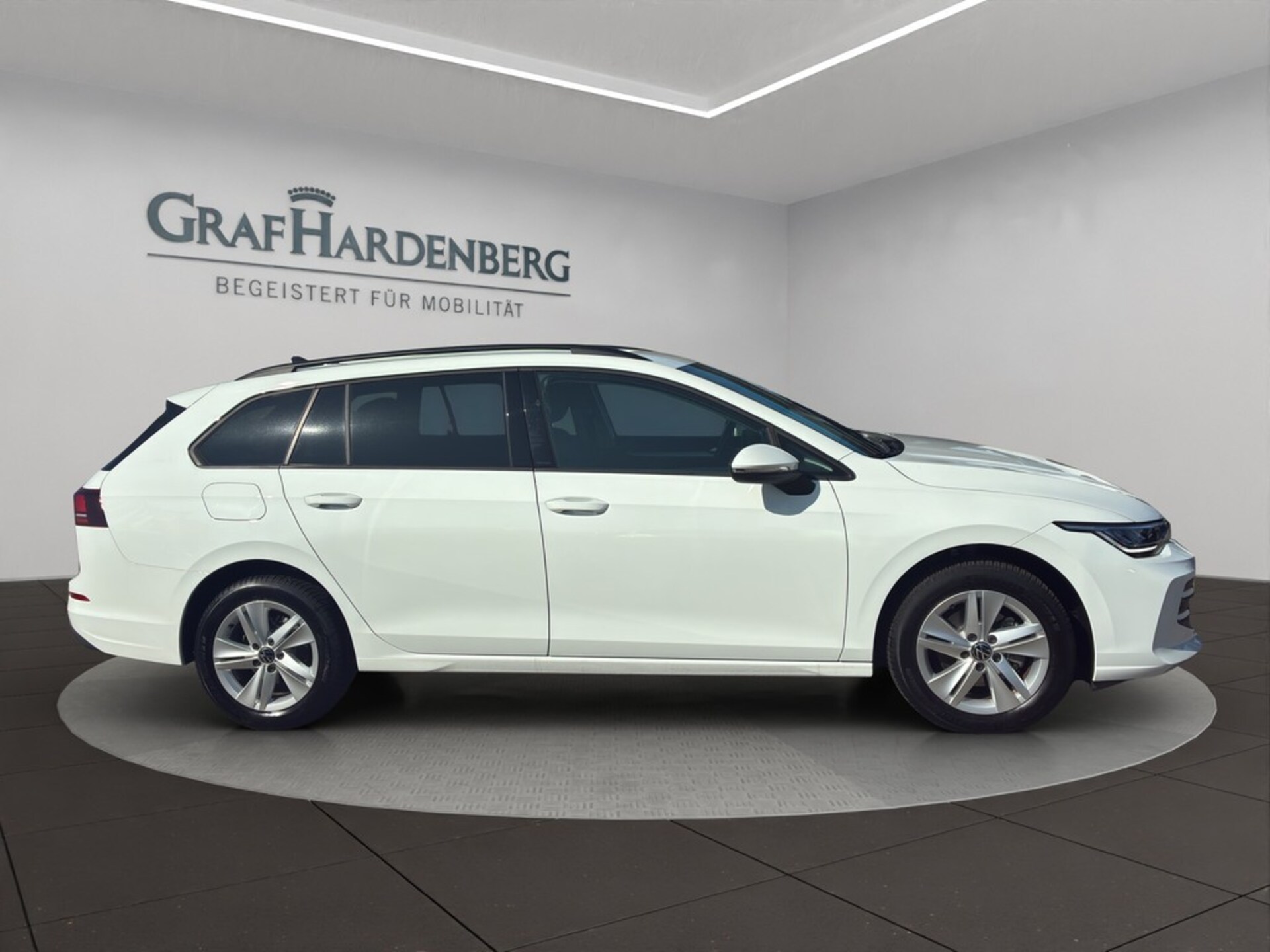 Volkswagen Golf Variant Life