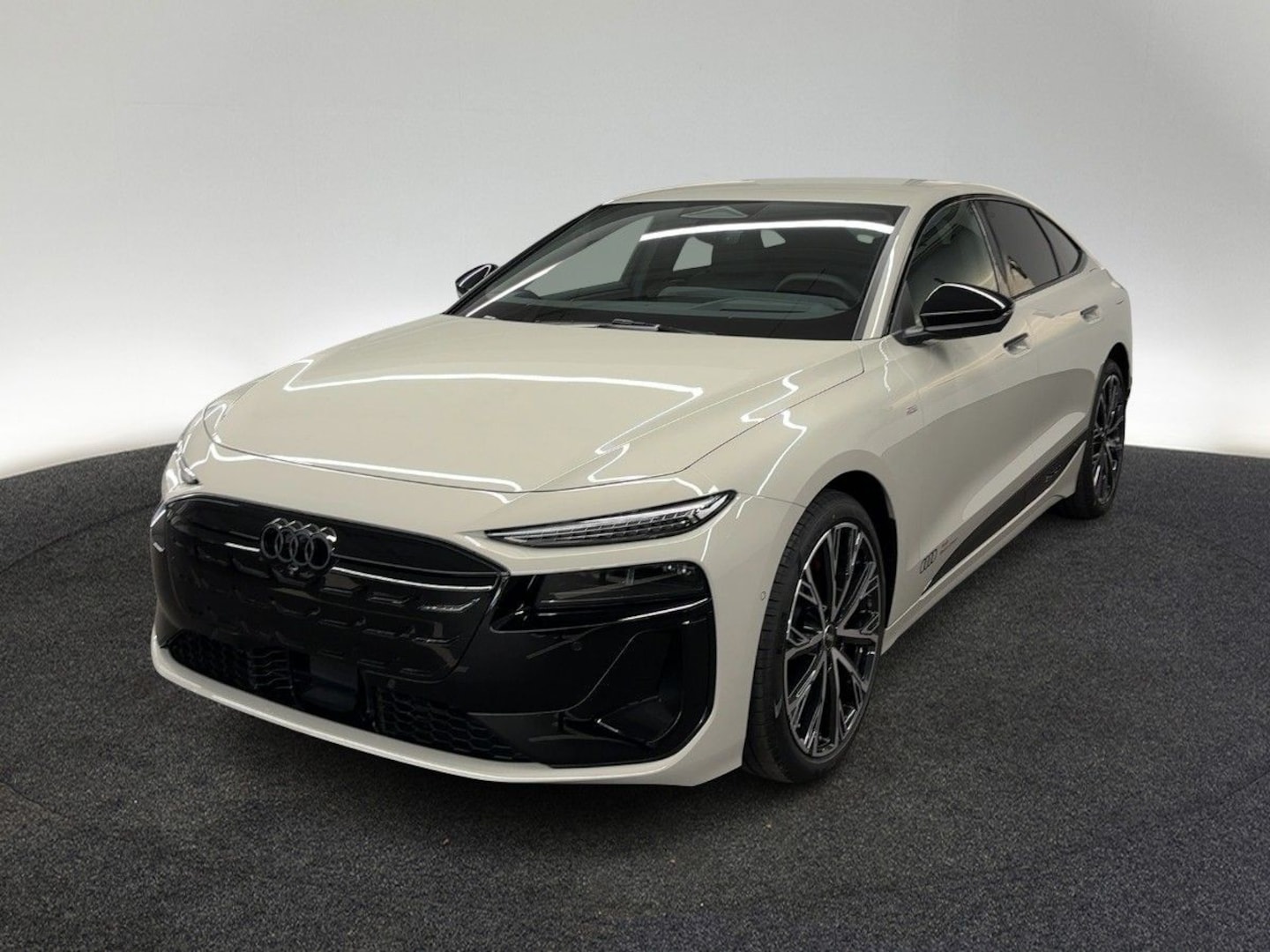 Bild über Audi A6 Sportback e-tron S line business e-tron quattro 315 kW - für weitere Informationen kontaktieren Sie den Audi Partner