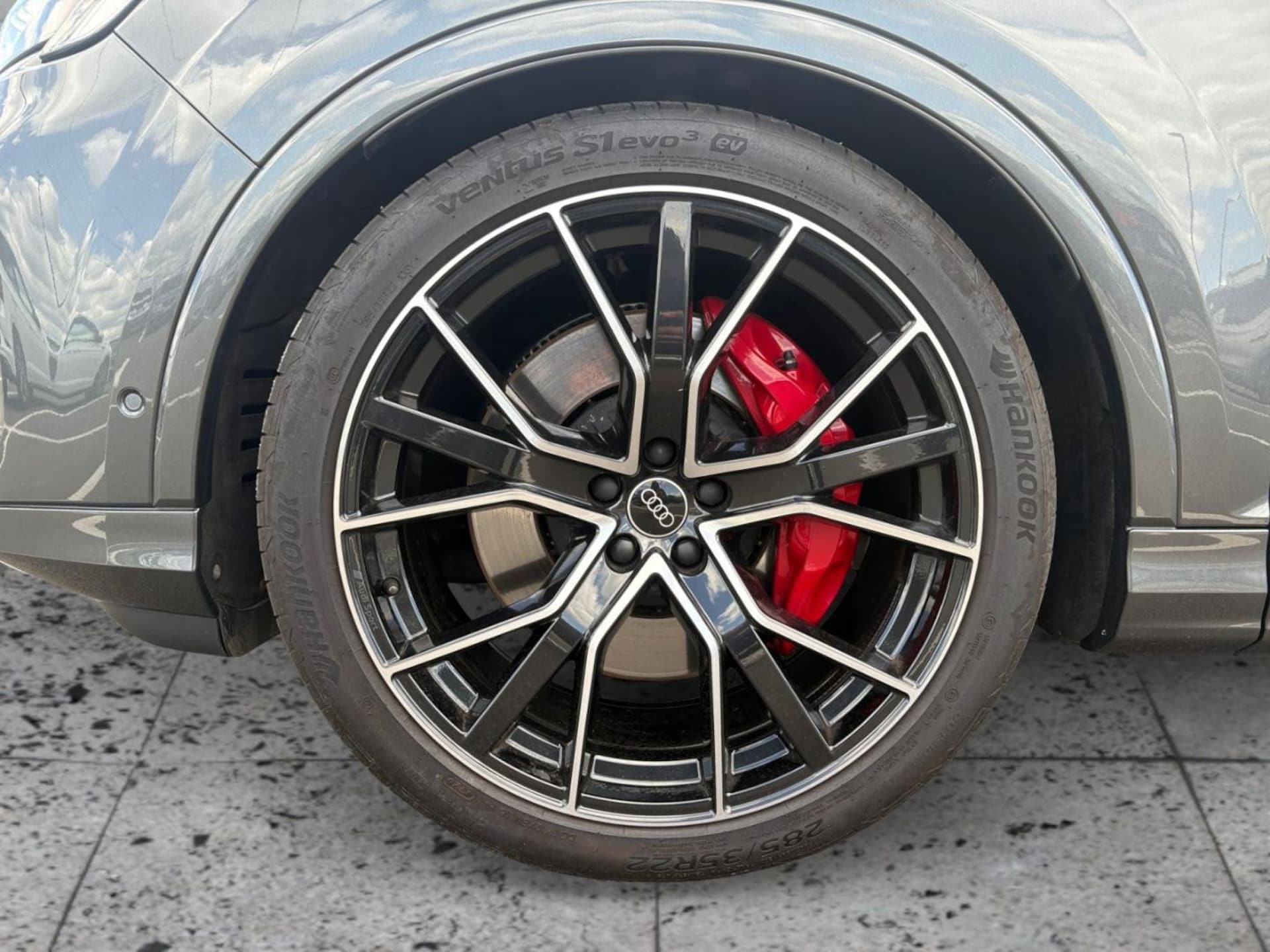 Audi SQ7 SUV