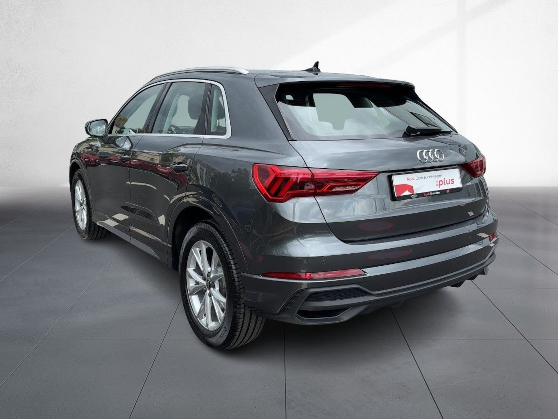 Audi Q3 SUV S line