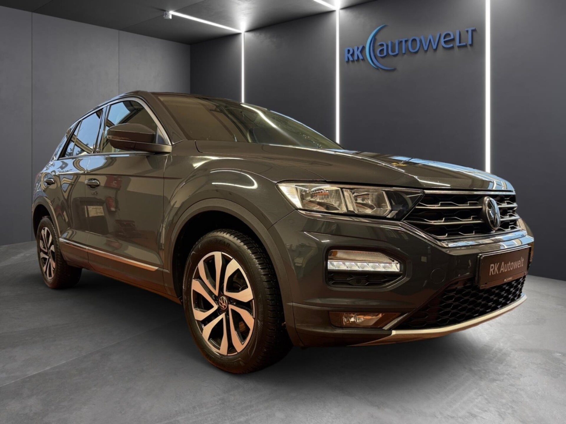 Volkswagen T-Roc Active