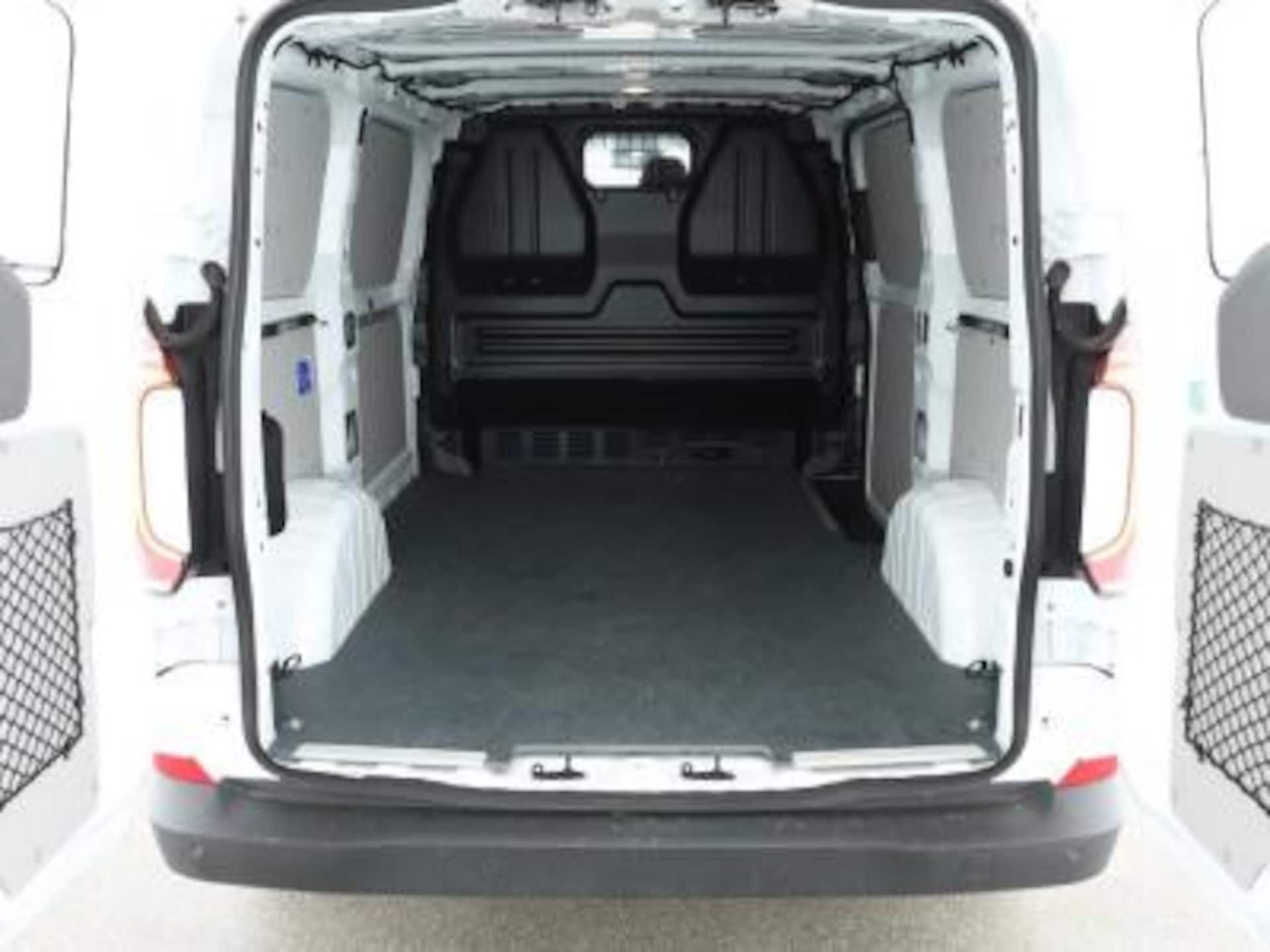 Volkswagen Transporter Kasten kurzer Radstand