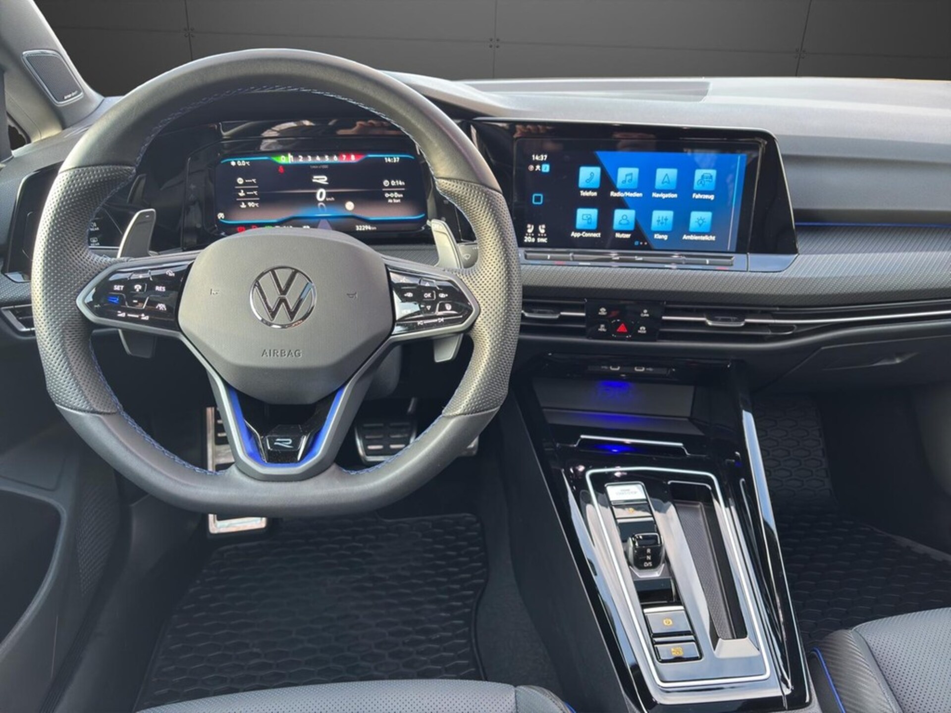 Volkswagen Golf R