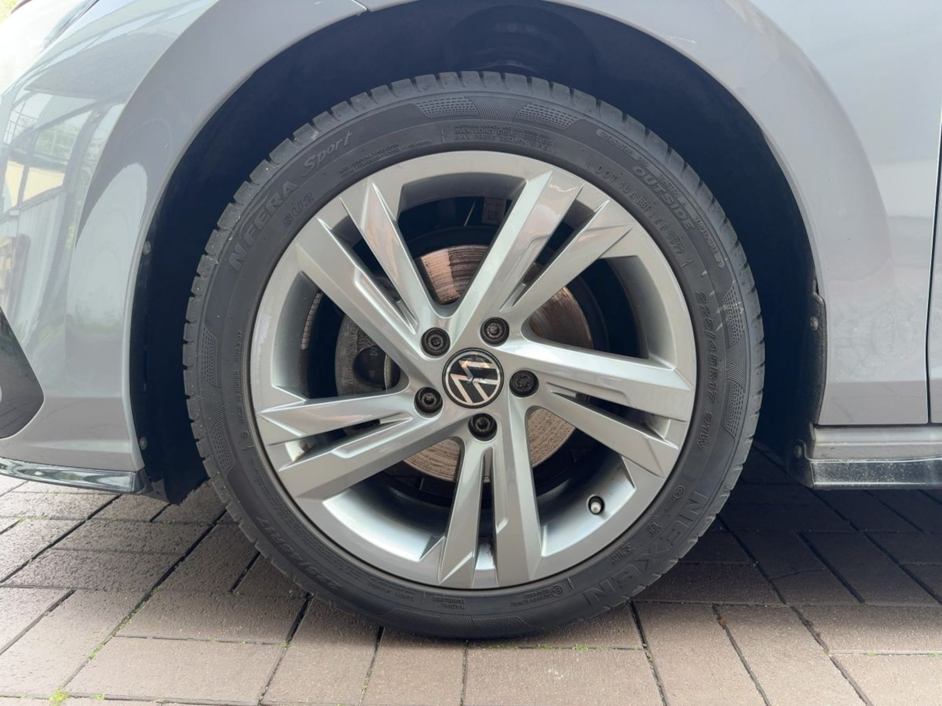 Volkswagen Golf Variant R-Line