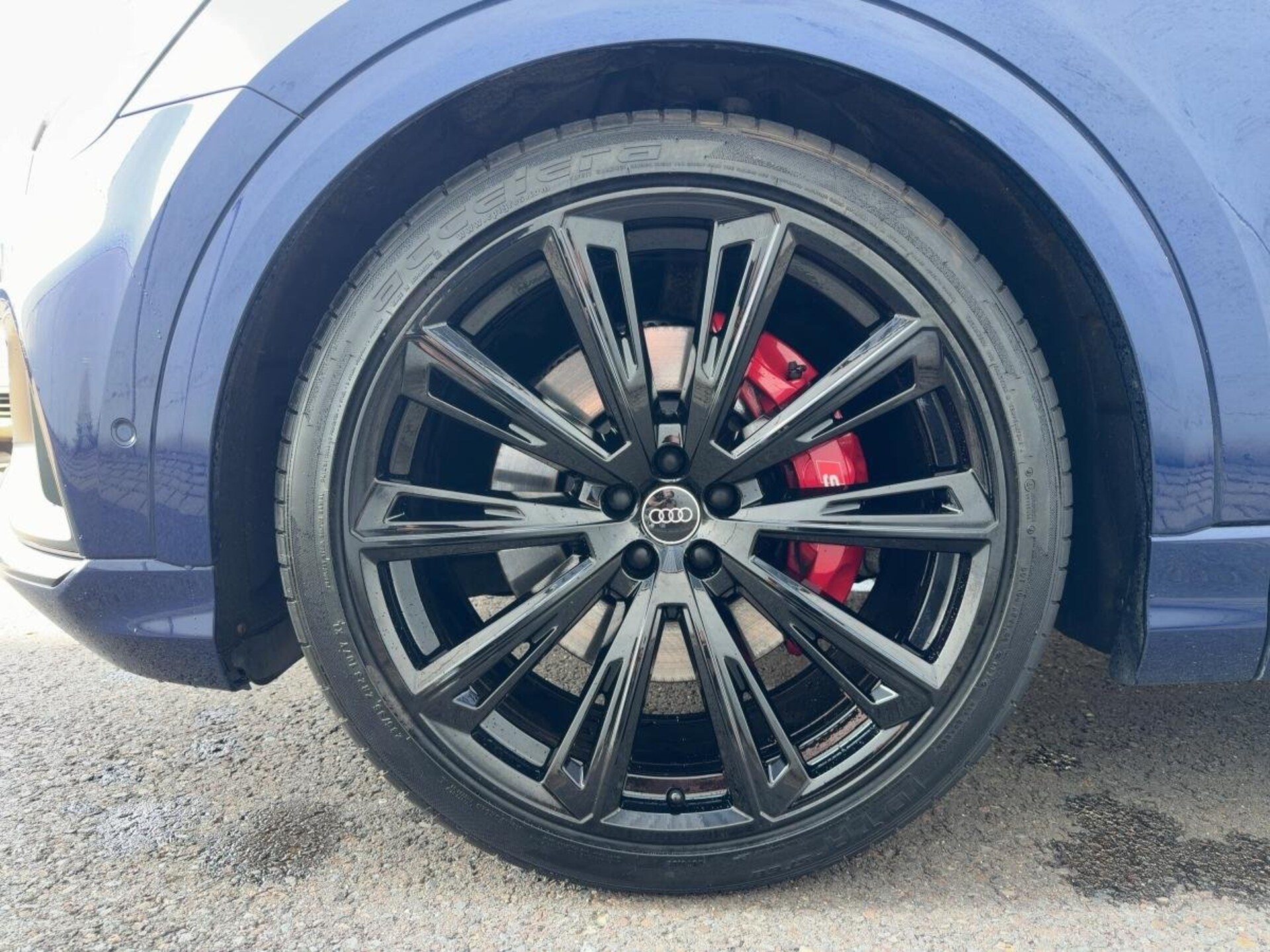 Audi SQ8 SUV