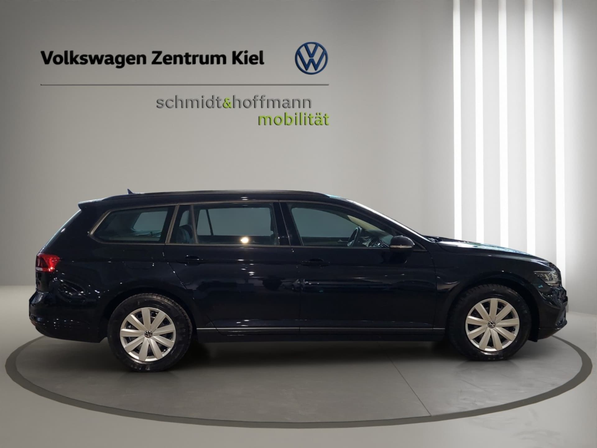 Volkswagen Passat Variant Basis-Modell