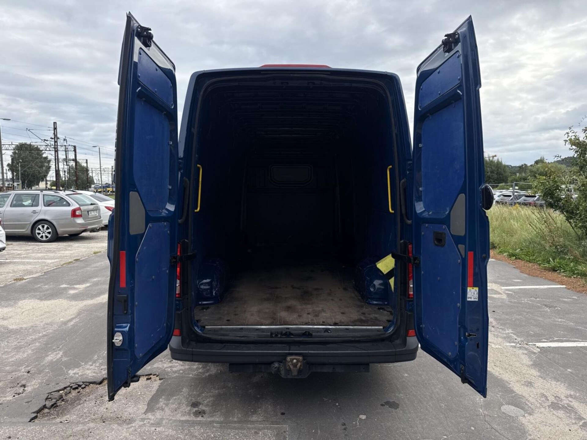 Volkswagen Crafter Furgon długi rozstaw osi