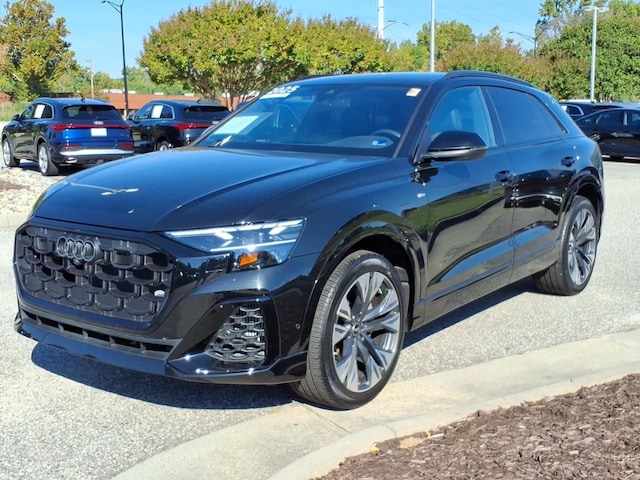 Photo of 2025 Audi Q8