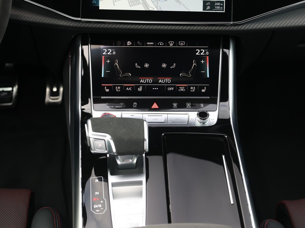 Audi RS Q8 SUV performance