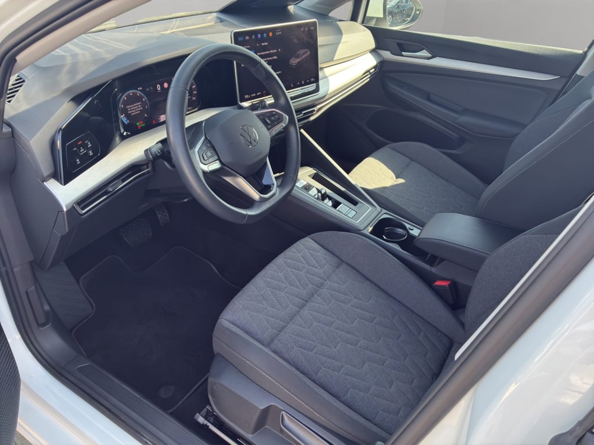 Volkswagen Golf Variant Life