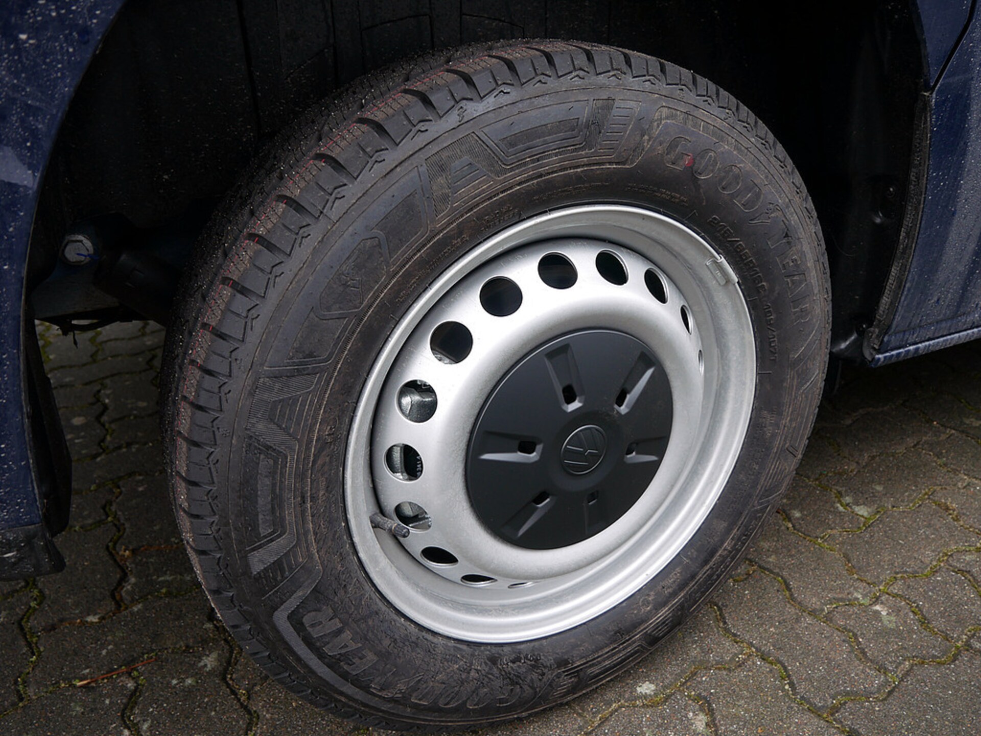 Volkswagen Transporter Kasten kurzer Radstand