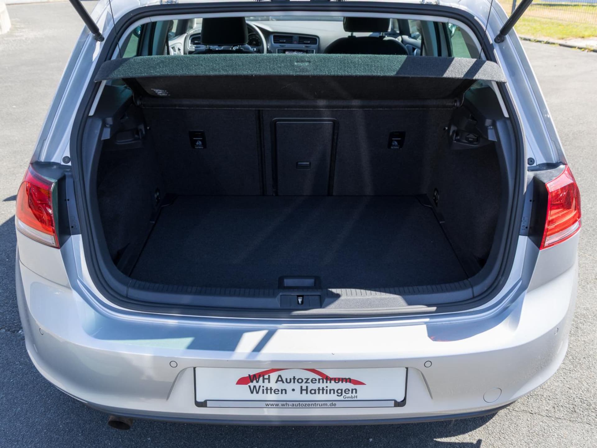 Volkswagen Golf LOUNGE