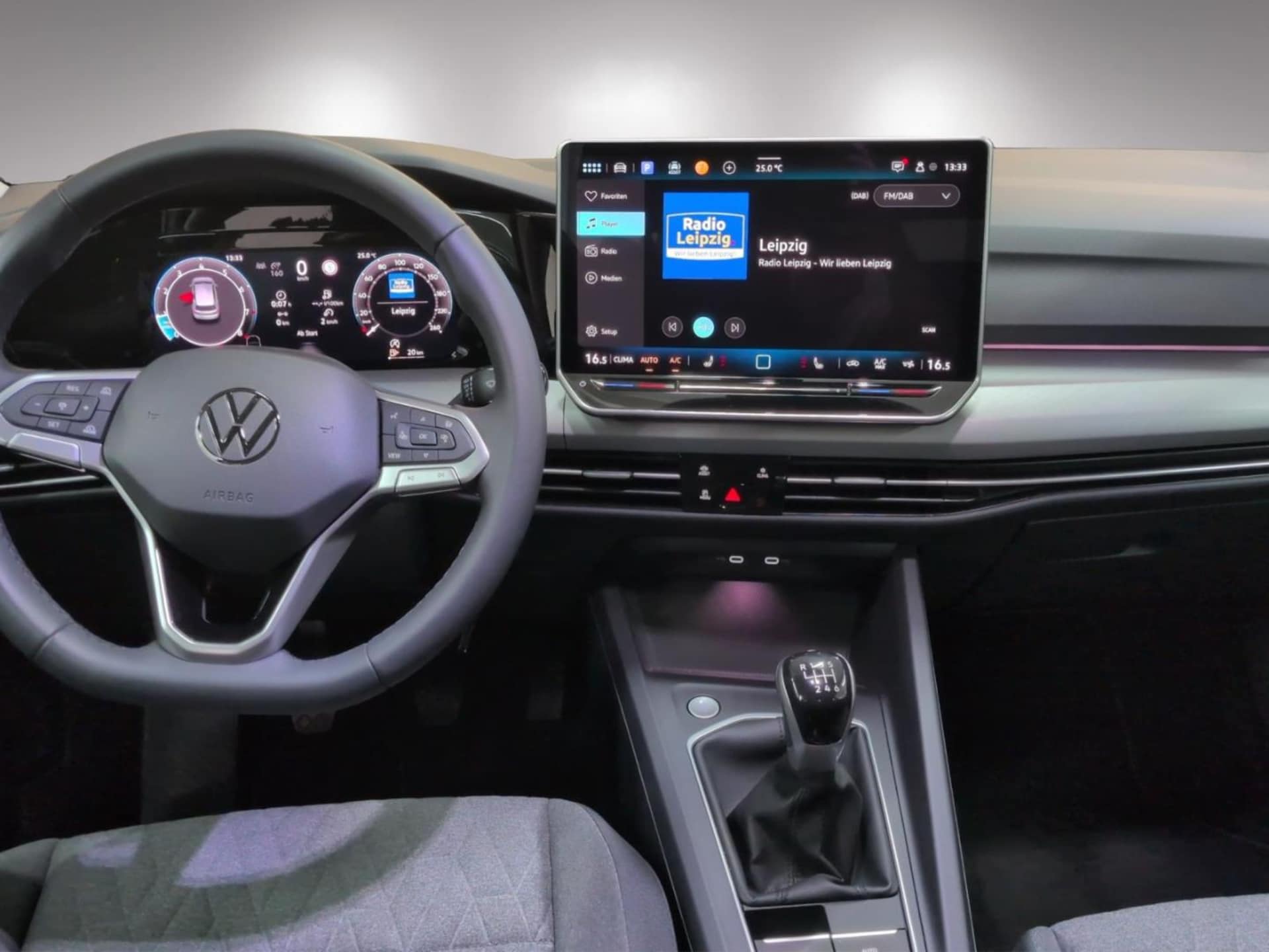 Volkswagen Golf Life