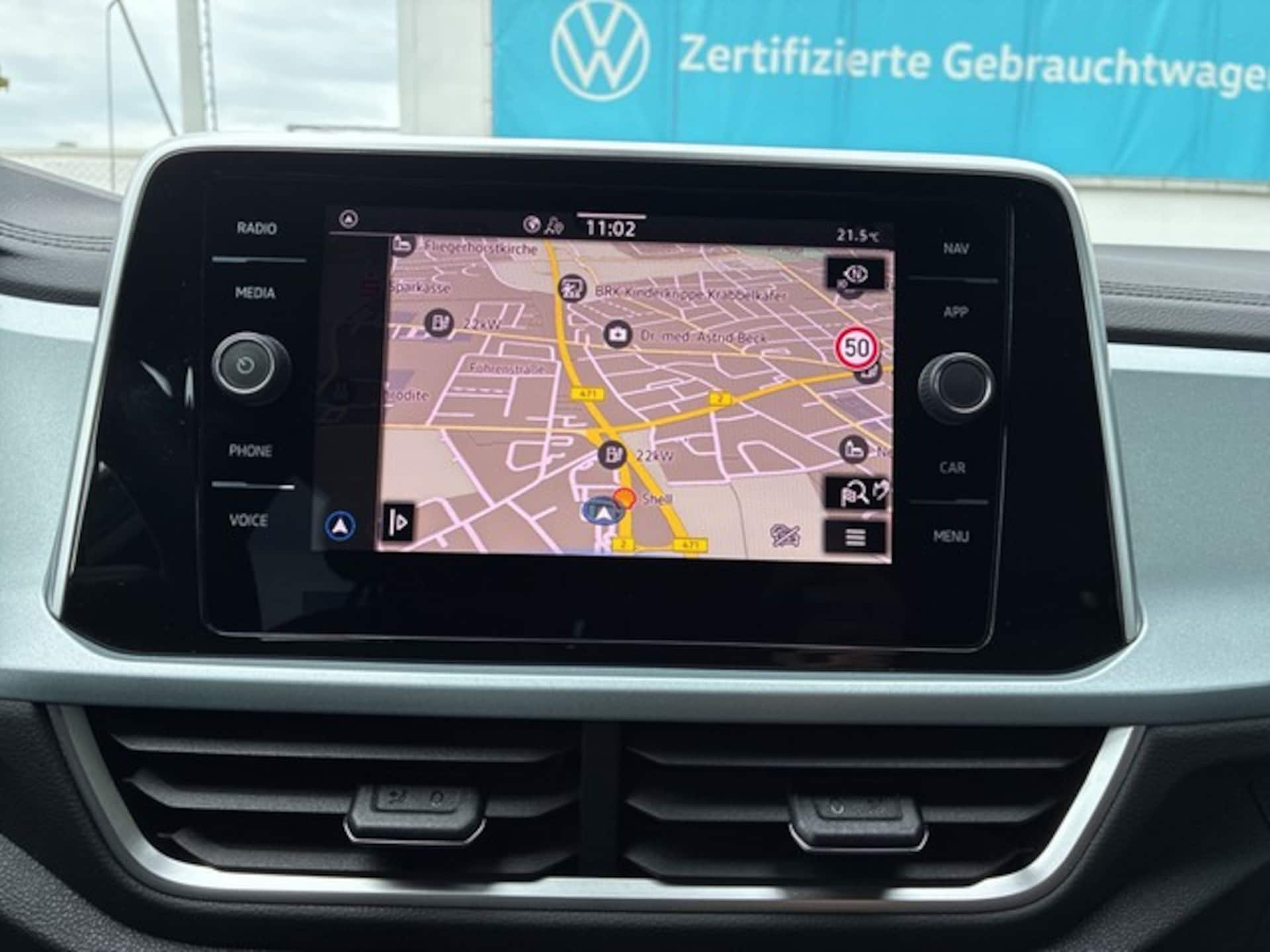 Volkswagen T-Roc Life