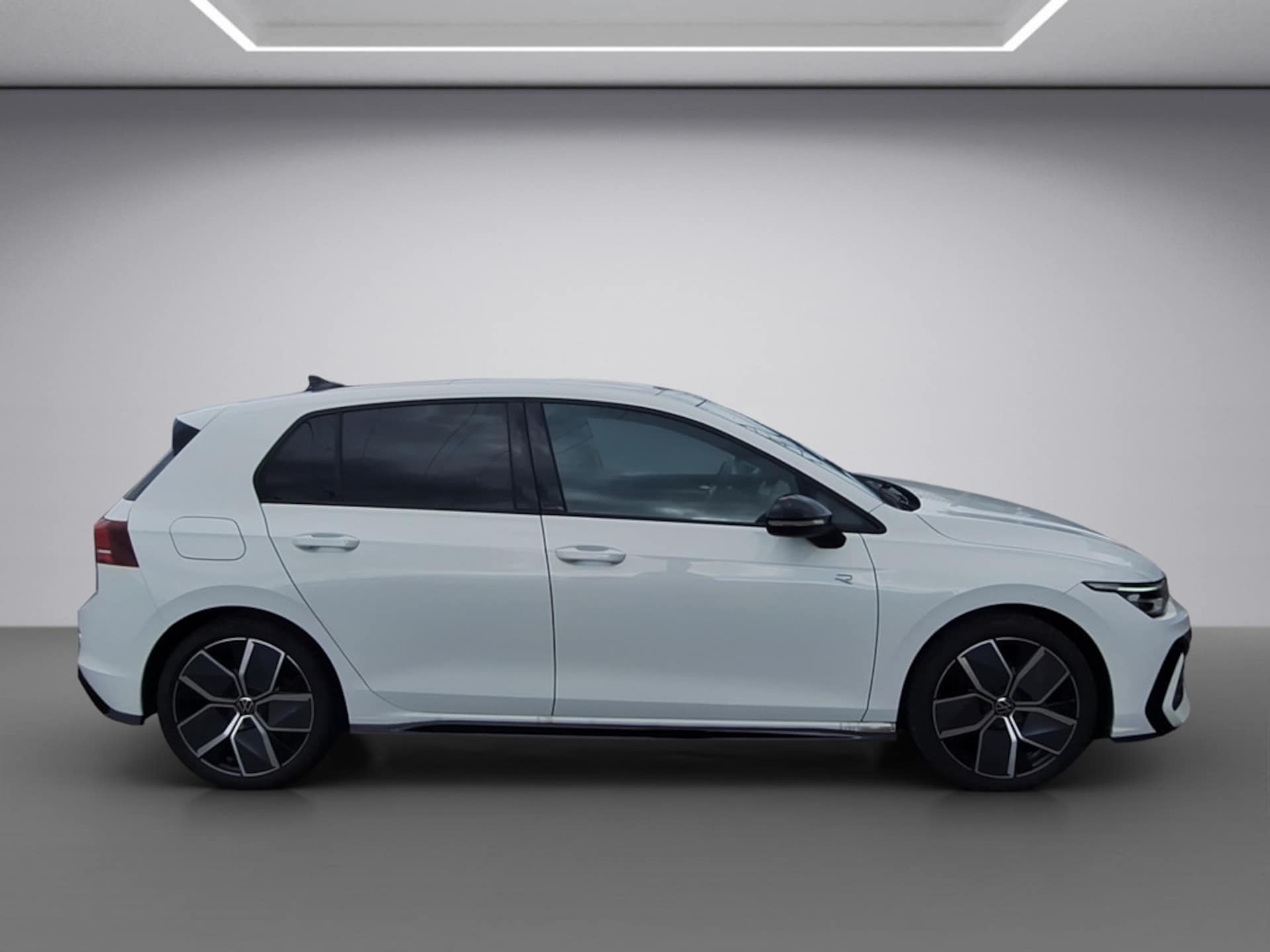 Volkswagen Golf R-Line