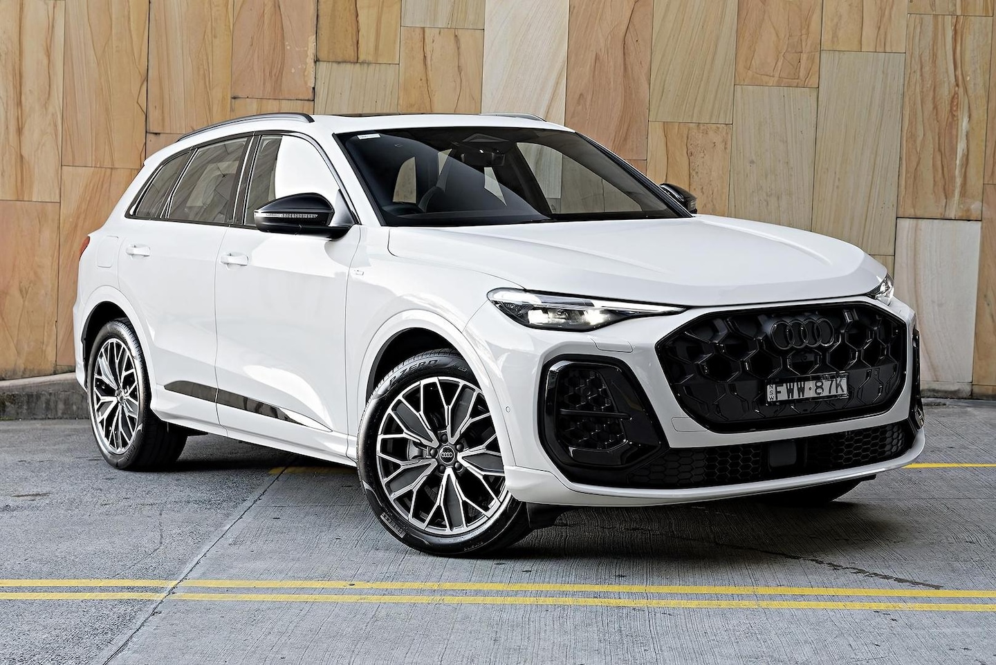 Image about Audi Q5 SUV TFSI quattro 200 kW sport