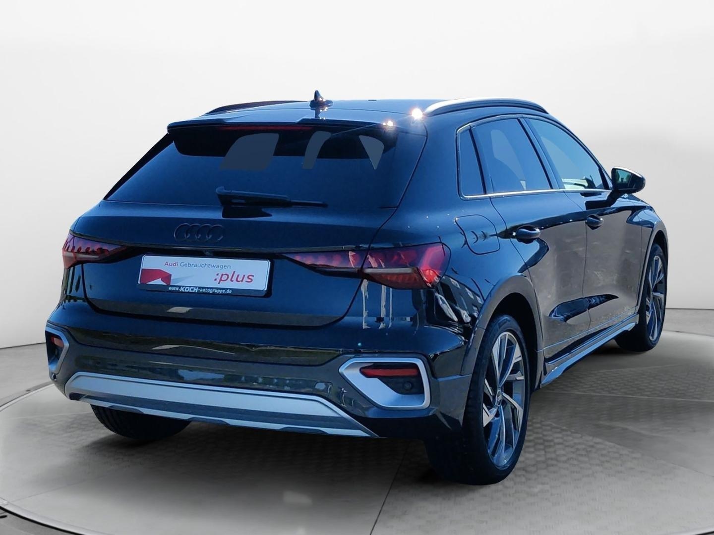 Bild über Audi A3 allstreet 35 TDI S tronic - für weitere Informationen kontaktieren Sie den Audi Partner