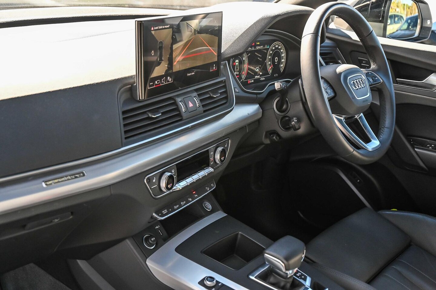 Image about Audi Q5 Sport 45 TFSI quattro S tronic