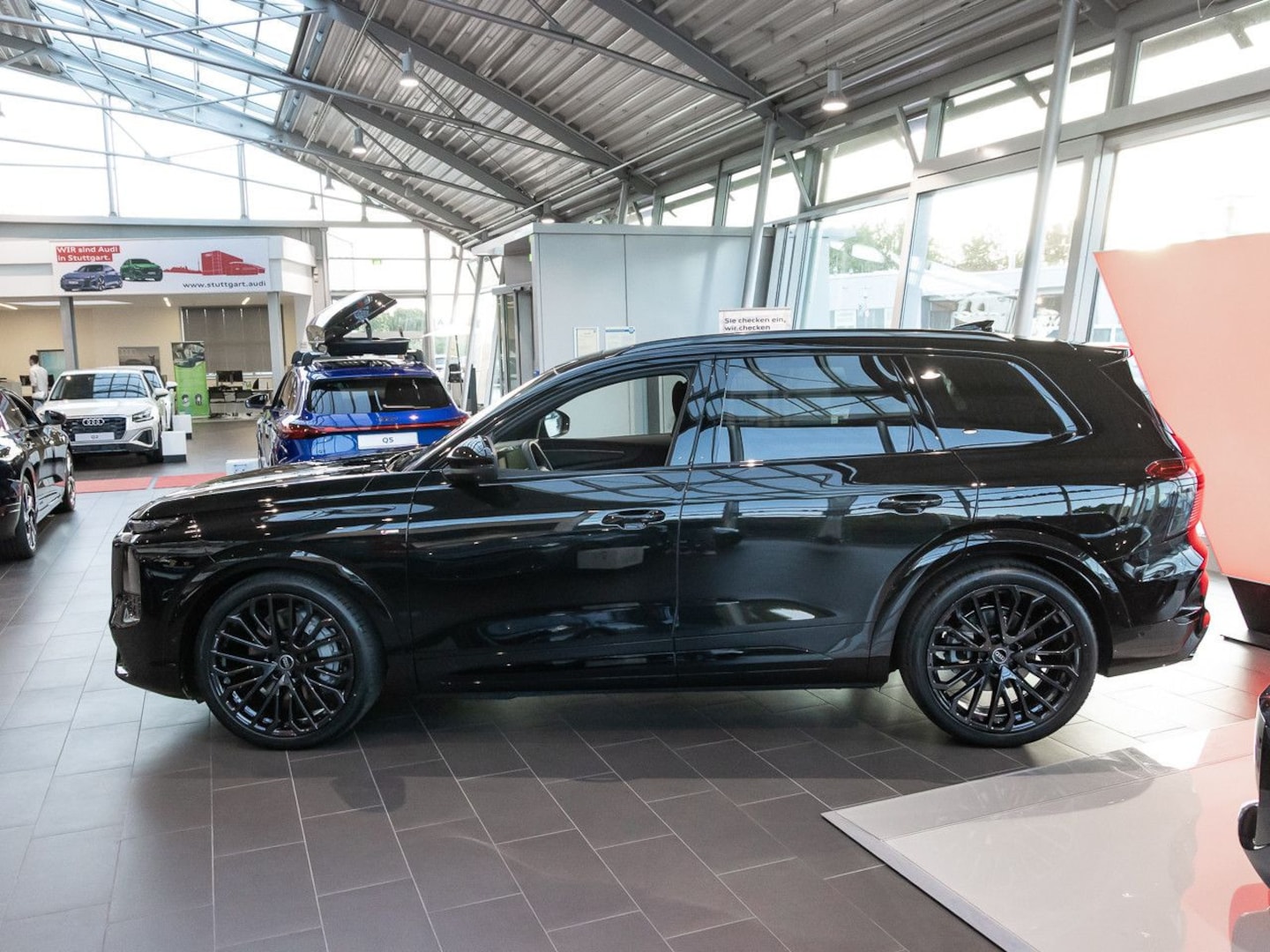 Bild über Audi Q7 SUV TDI quattro 220 kW tiptronic - für weitere Informationen kontaktieren Sie den Audi Partner