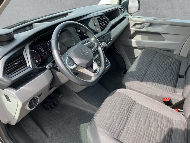 Volkswagen T6.1 Caravelle larger