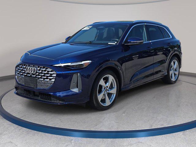 2025 Audi Q5 40 Prestige's photo