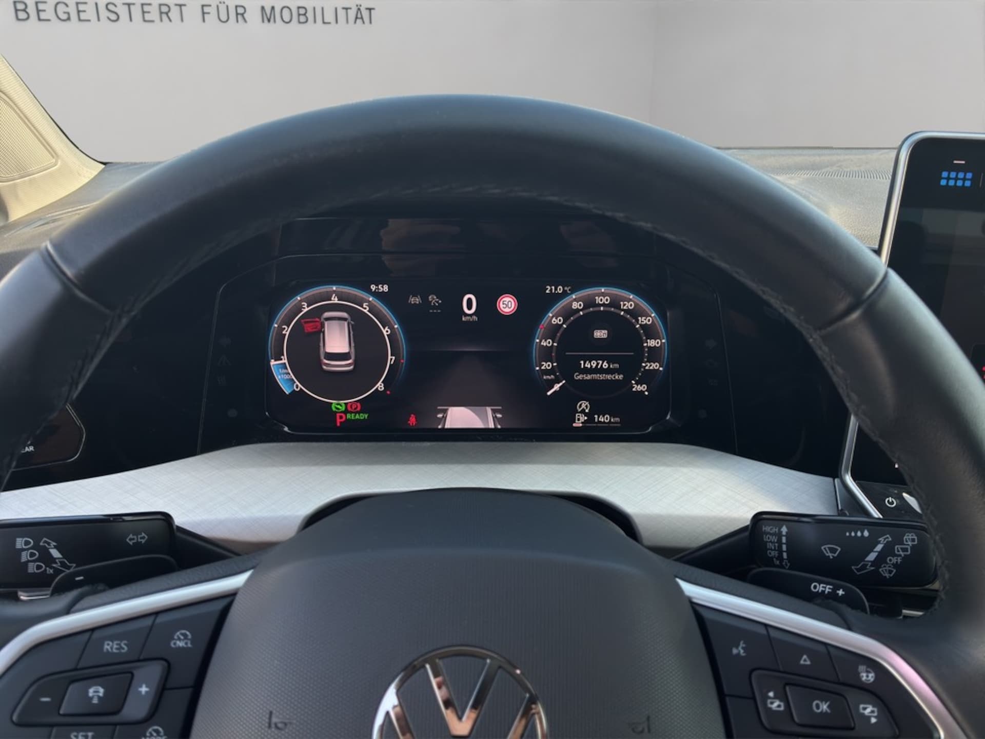 Volkswagen Golf Variant Life