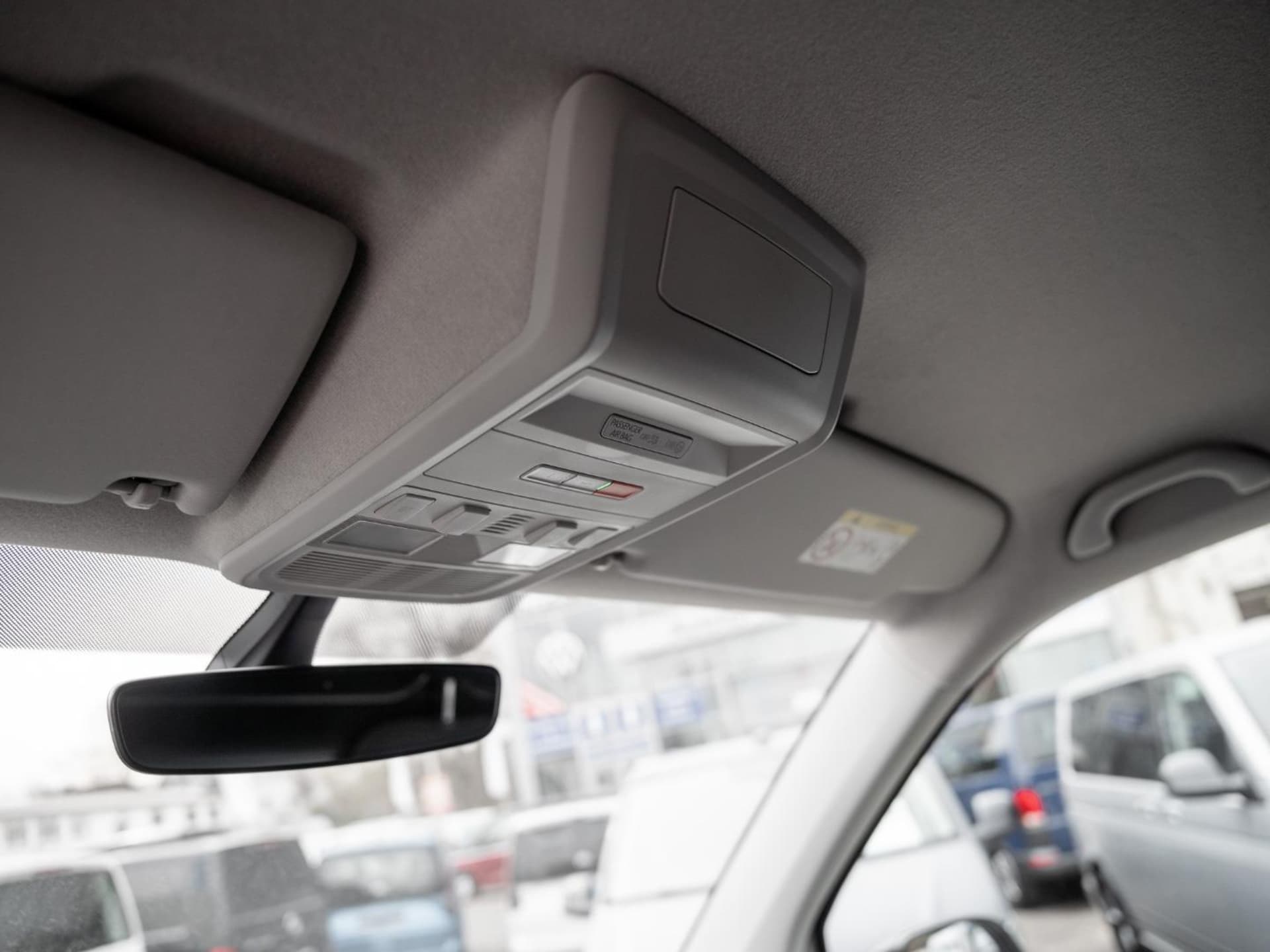 Volkswagen T6.1 Transporter Kasten langer Radstand
