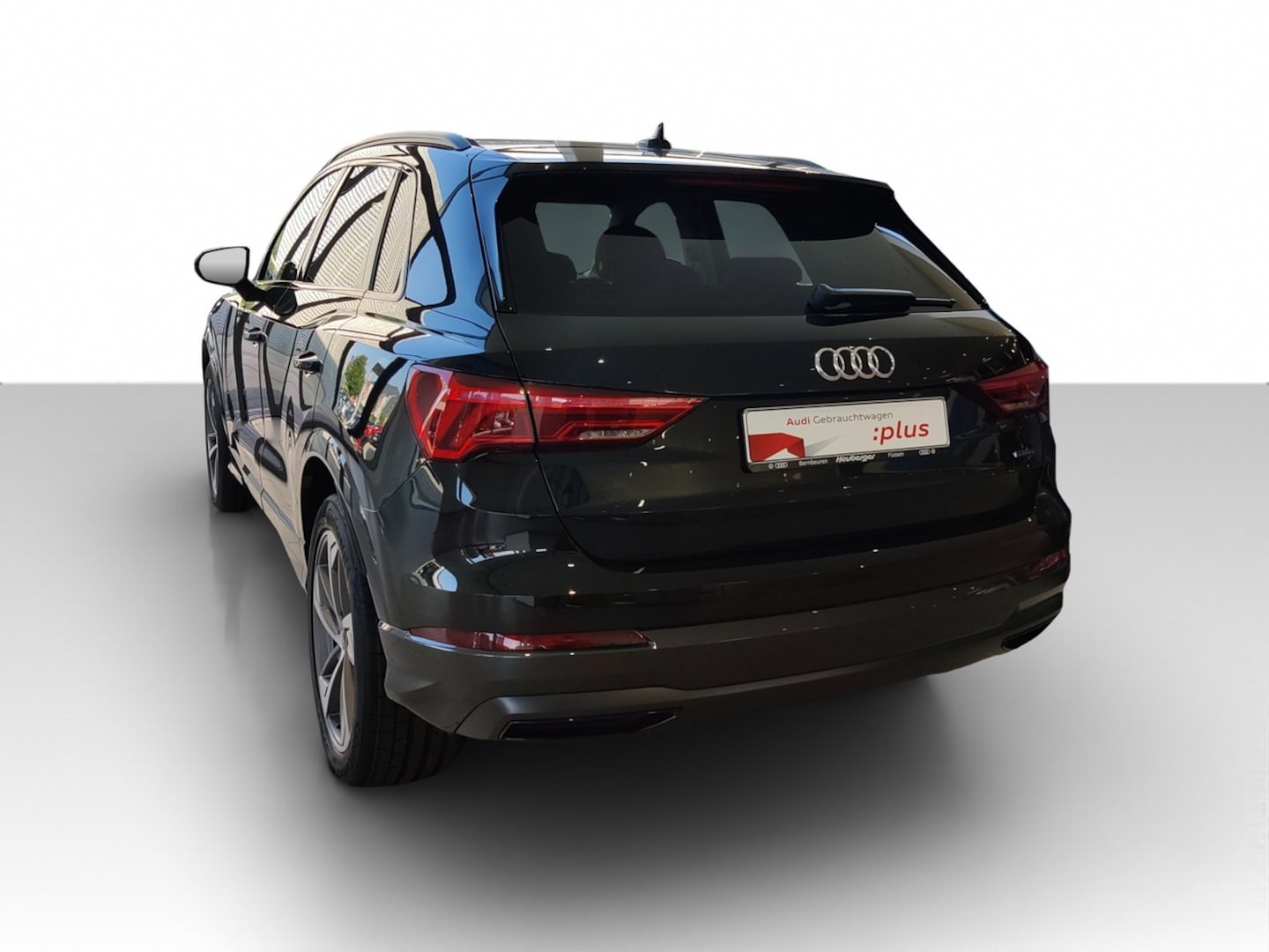 Bild über Audi Q3 TFSI quattro 140 kW S tronic - für weitere Informationen kontaktieren Sie den Audi Partner