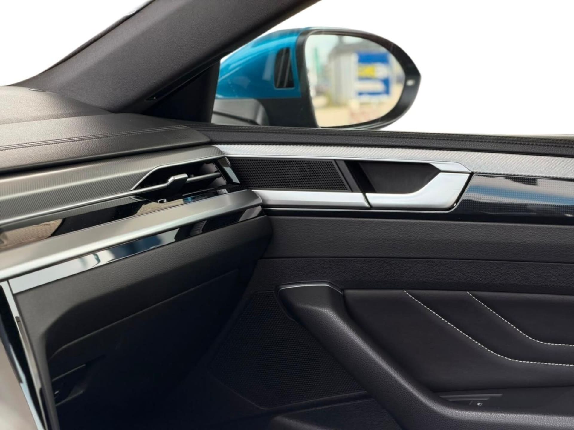 Volkswagen Arteon R-Line