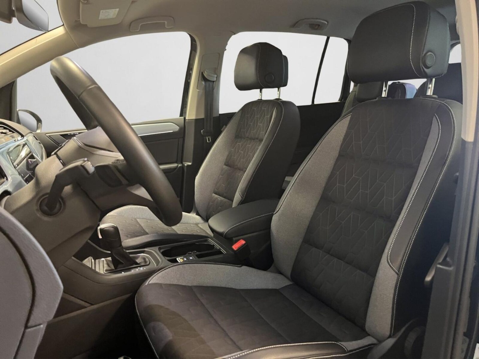 Volkswagen Touran – Bild 12