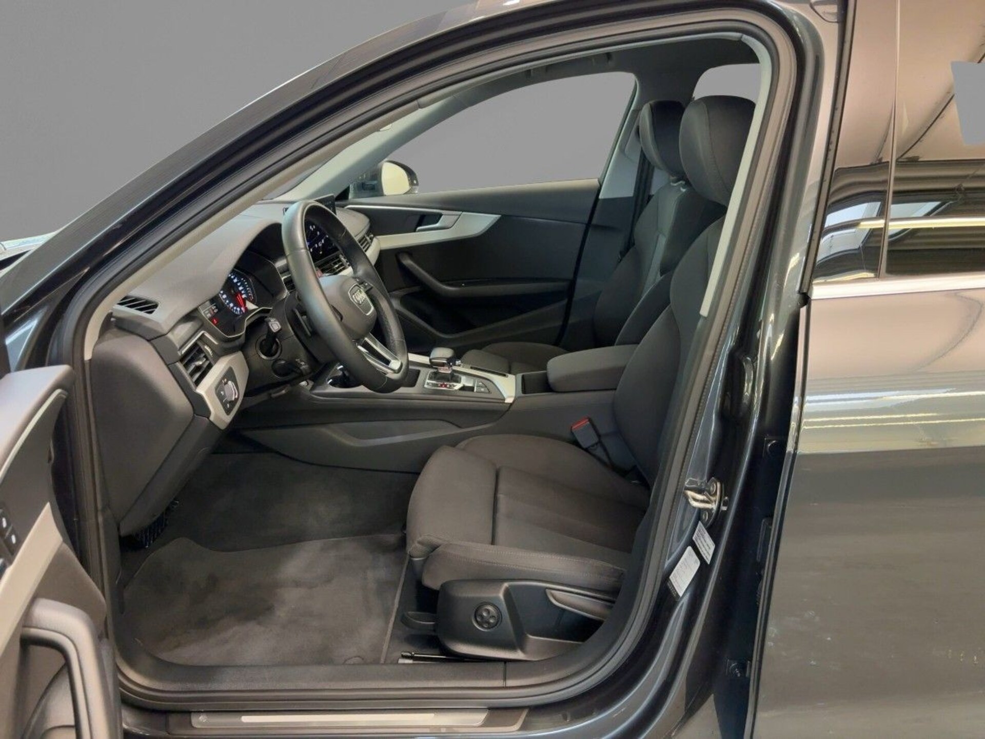 Audi A4 Avant Advanced