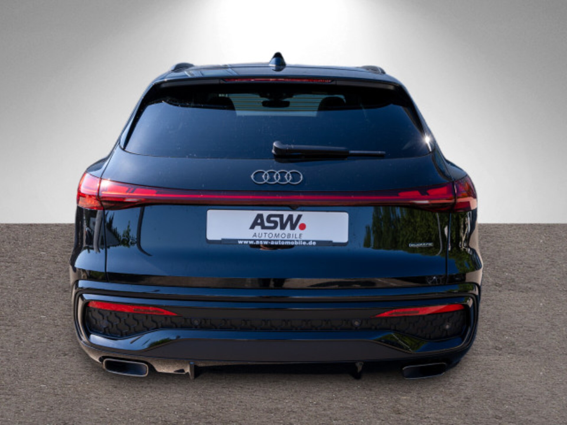 Audi Q5 SUV e-hybrid edition one