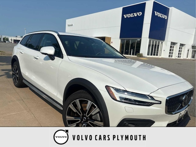 2026 Volvo V60 Cross Country