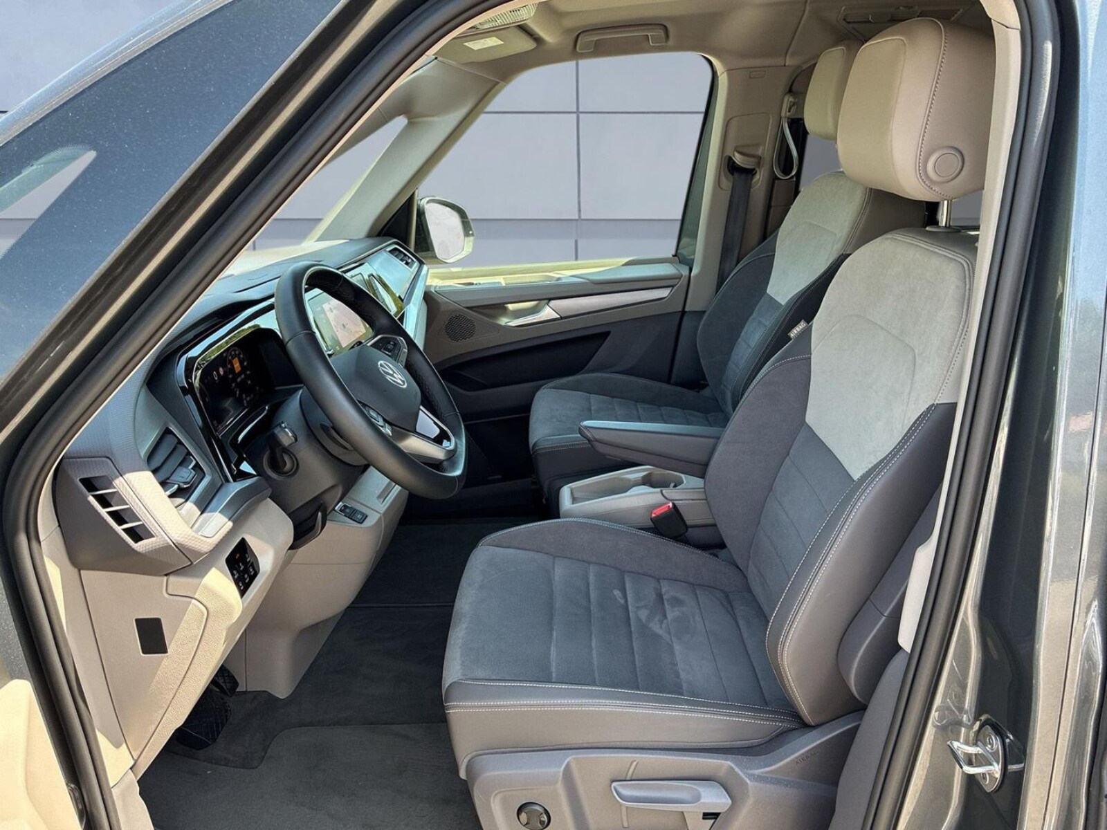 Volkswagen Multivan Langversion – Bild 9