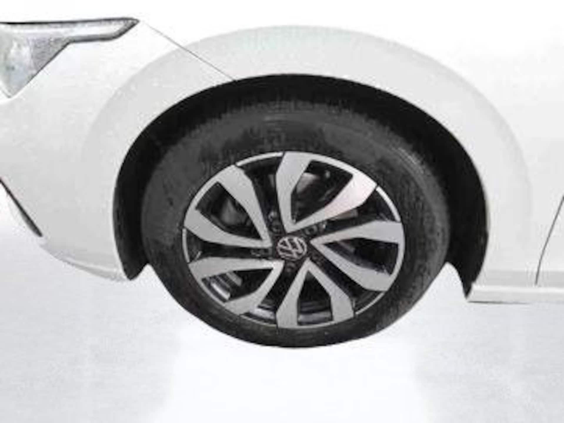 Volkswagen Golf Active