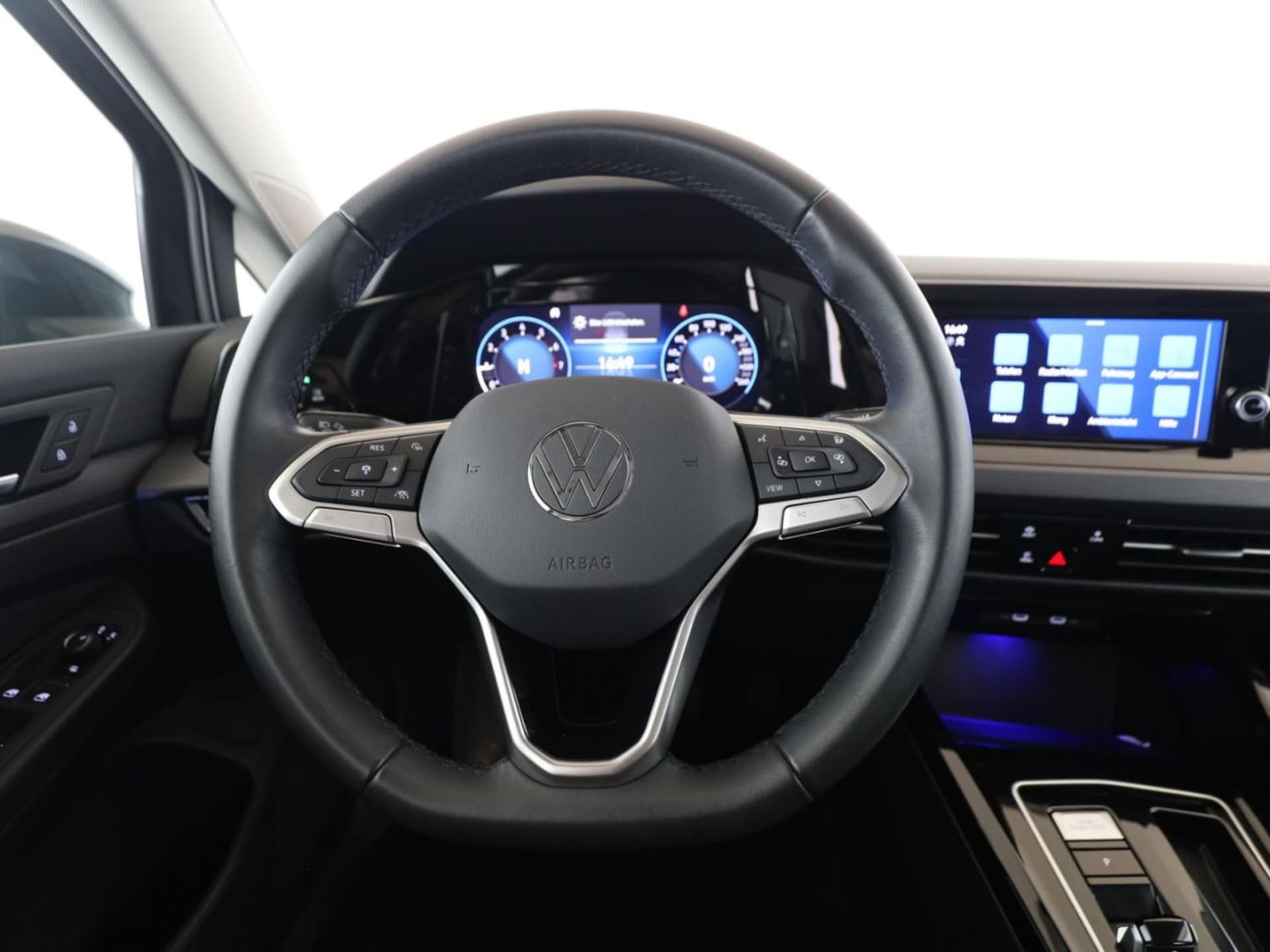 Volkswagen Golf Style