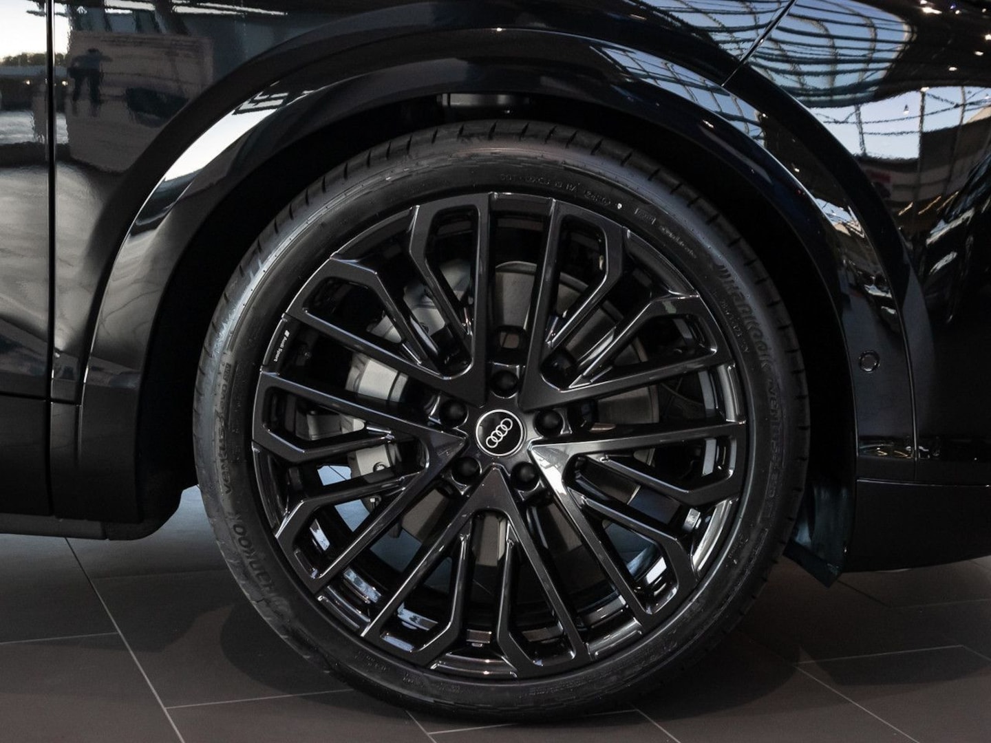 Bild über Audi Q7 SUV TDI quattro 220 kW tiptronic - für weitere Informationen kontaktieren Sie den Audi Partner
