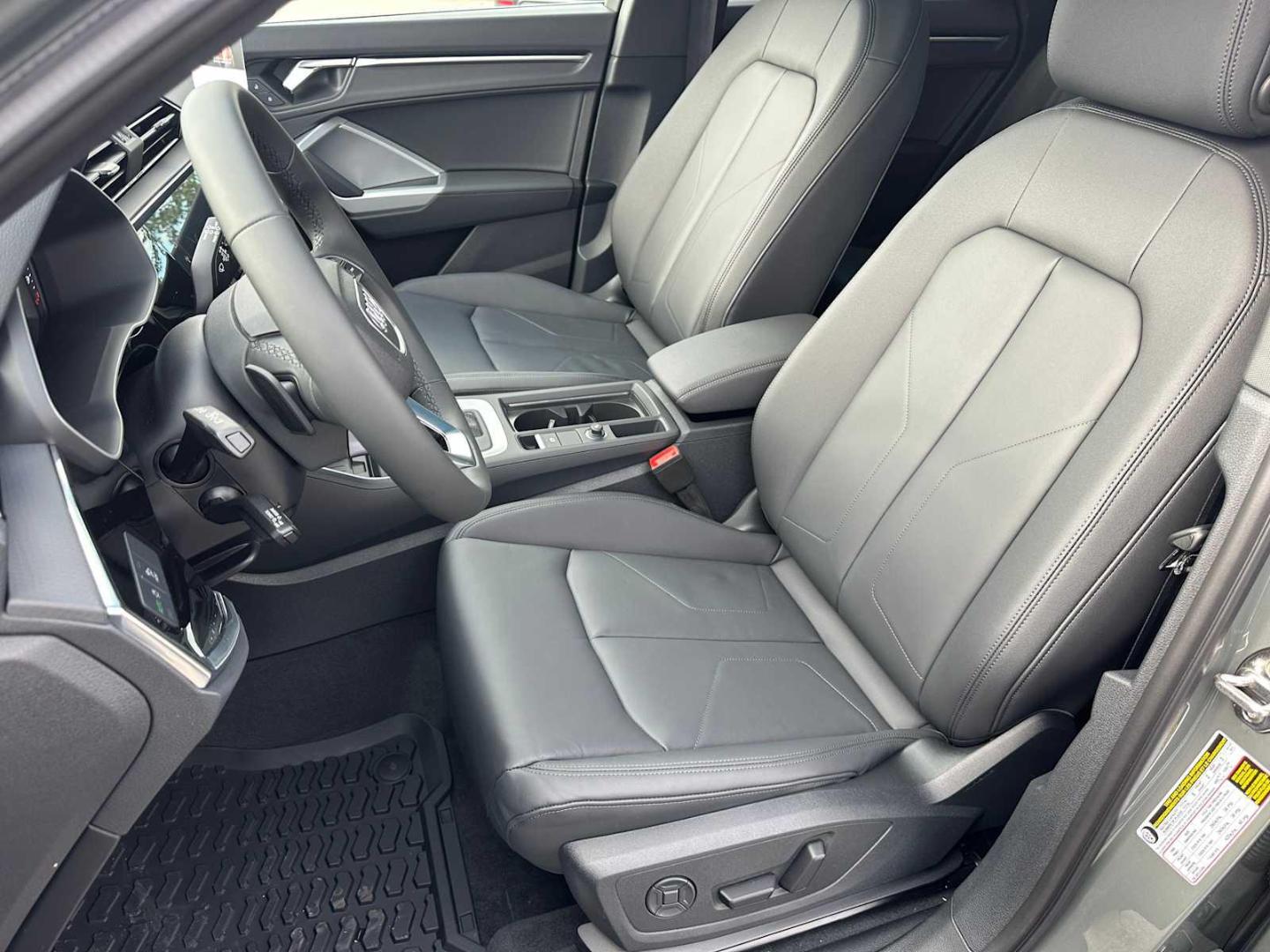 2025 Audi Q3 S Line Premium - Photo 21