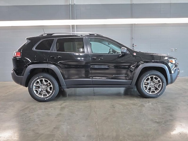 2020 Jeep Cherokee