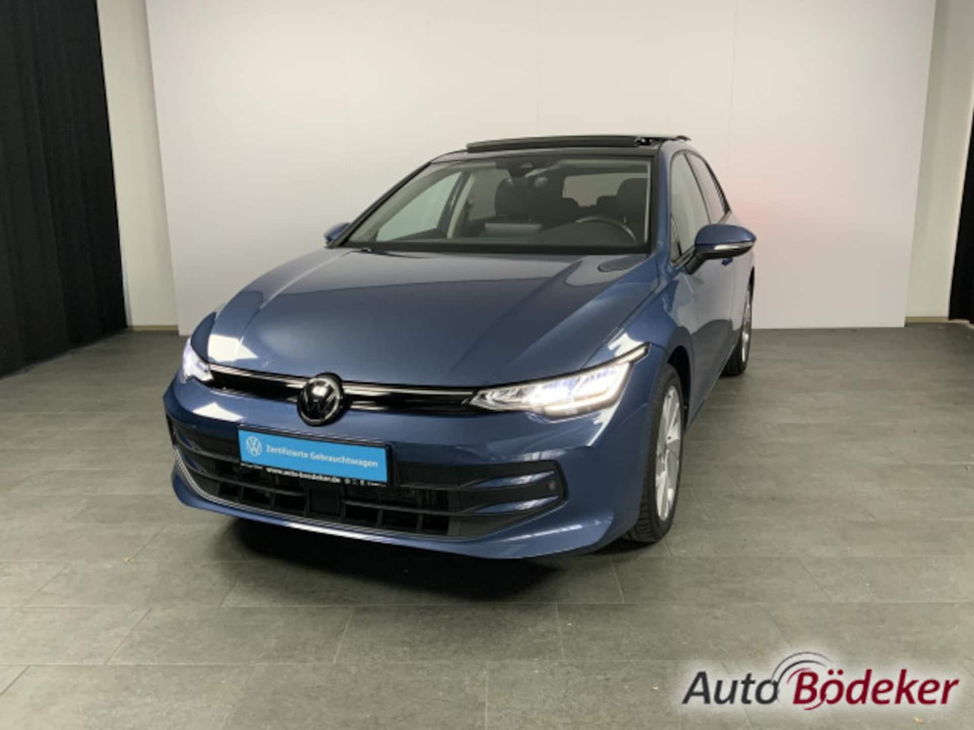 Volkswagen Golf Life