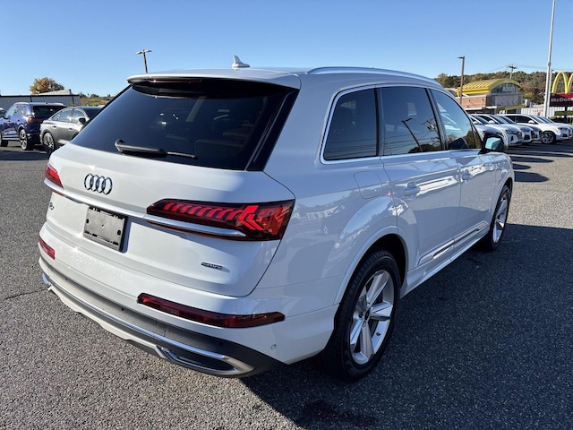 2022 Audi Q7 Premium - Photo 19