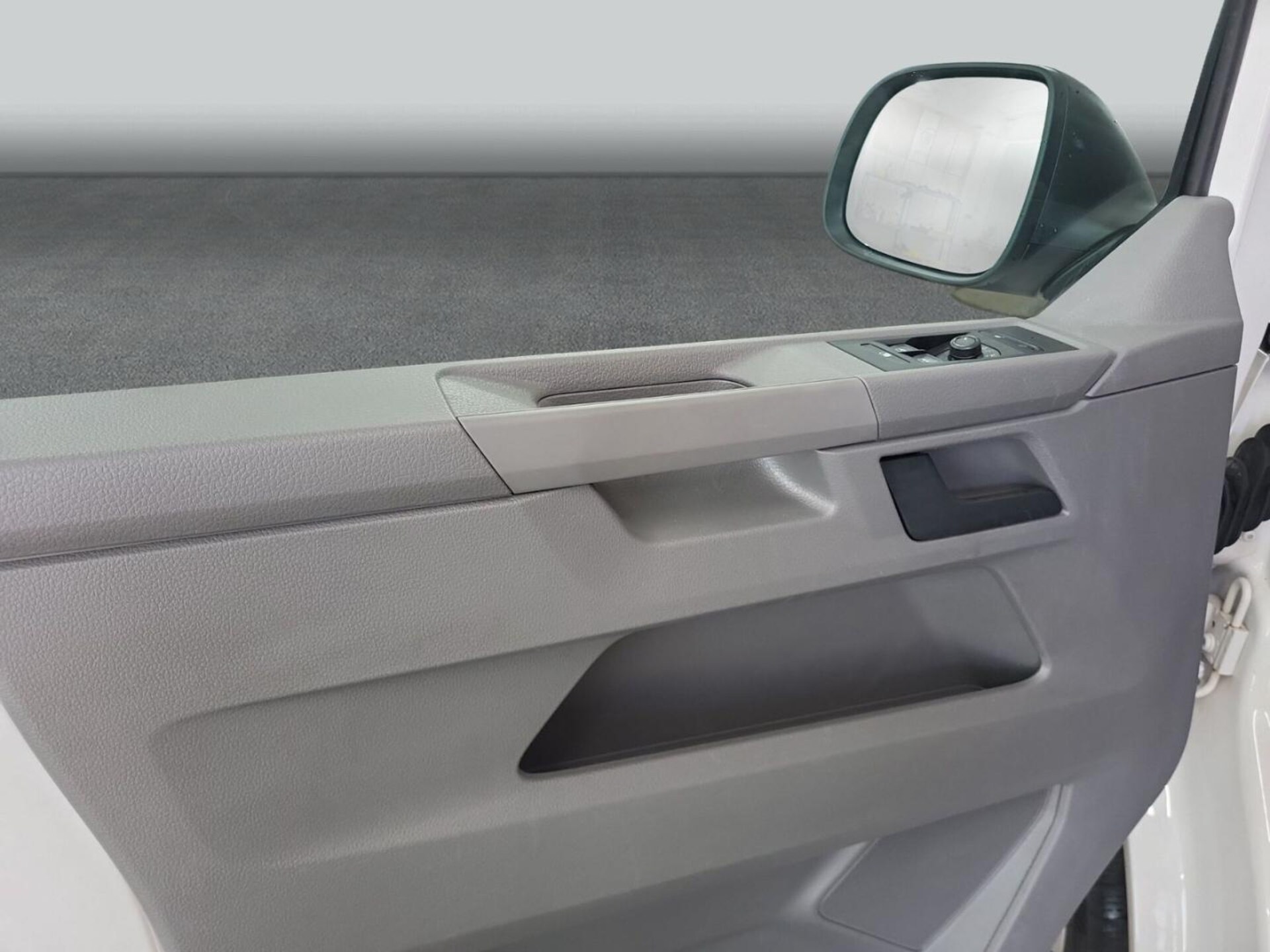 Volkswagen T6.1 Transporter Kasten kurzer Radstand