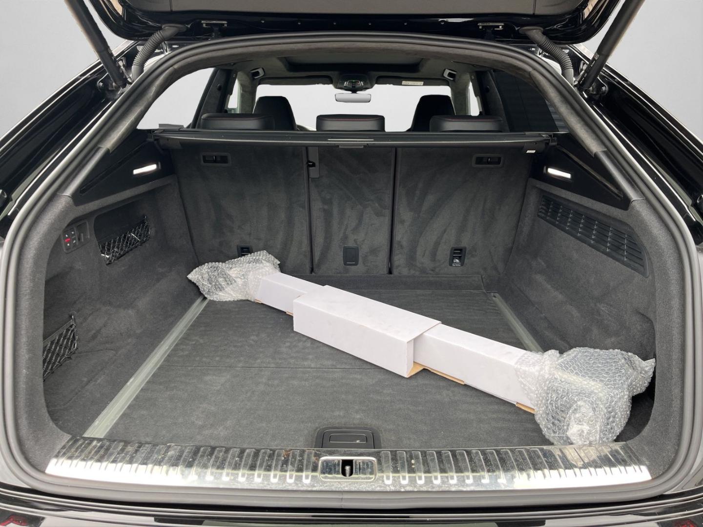 Image about Audi RS Q8 TFSI quattro tiptronic