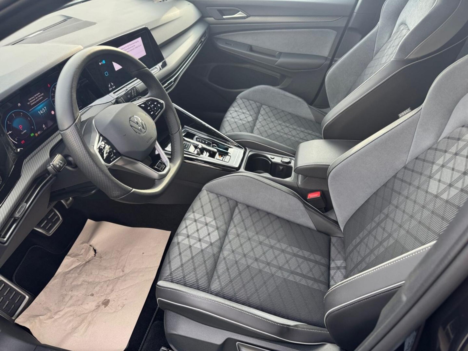 Volkswagen Golf Variant R-Line
