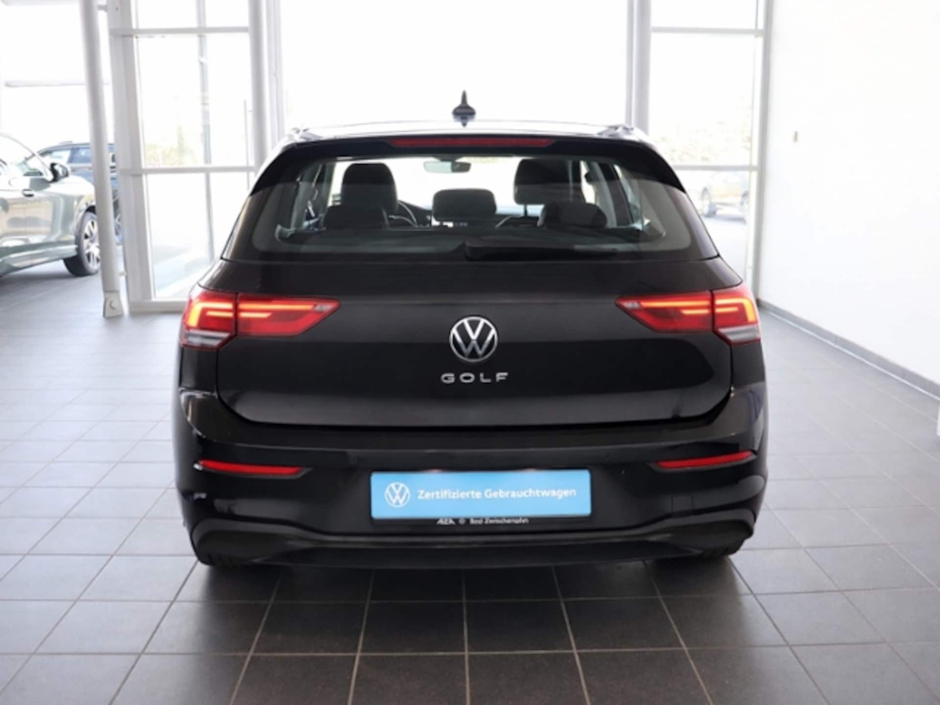 Volkswagen Golf Life