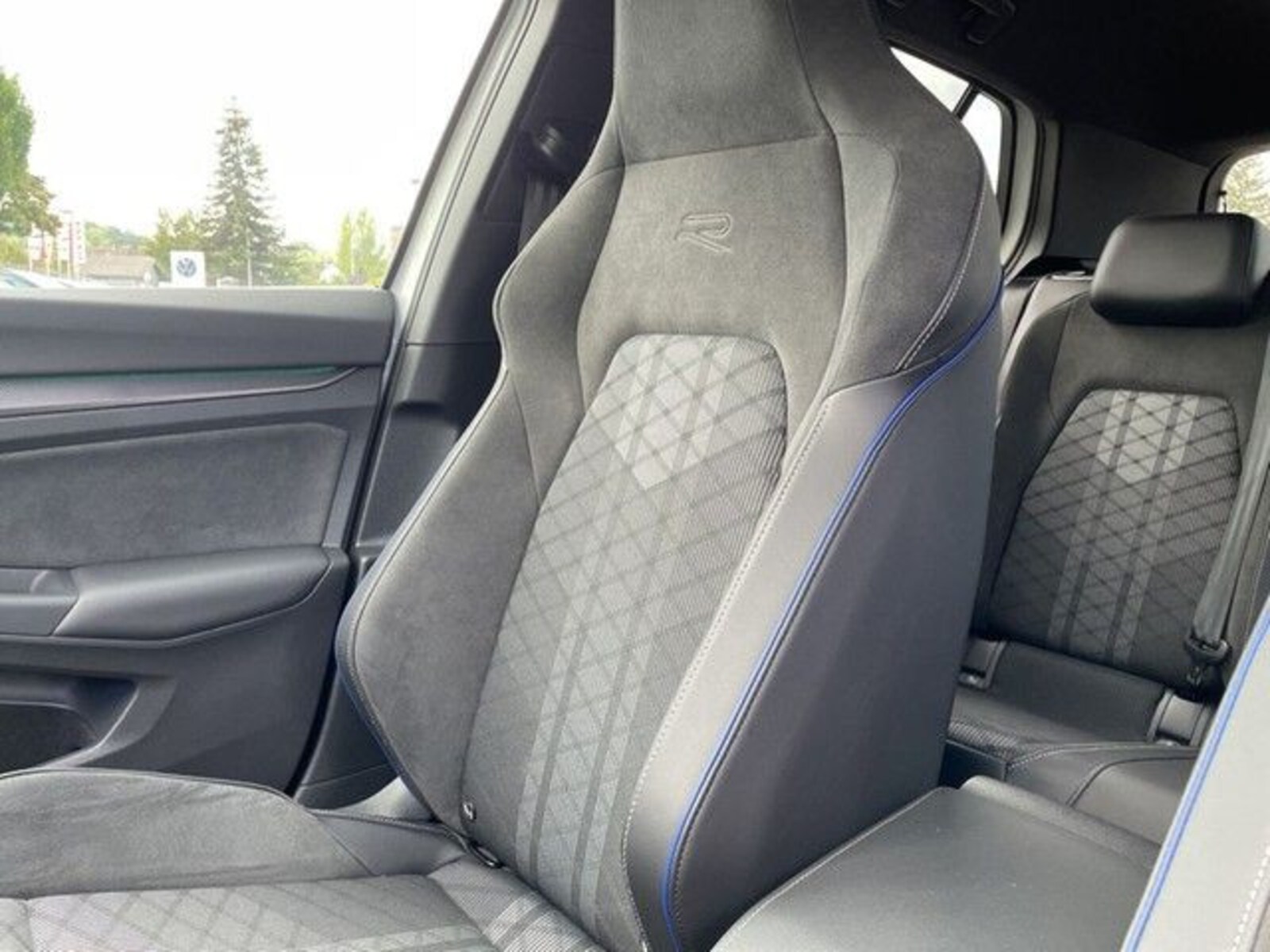 Volkswagen Golf – Bild 23