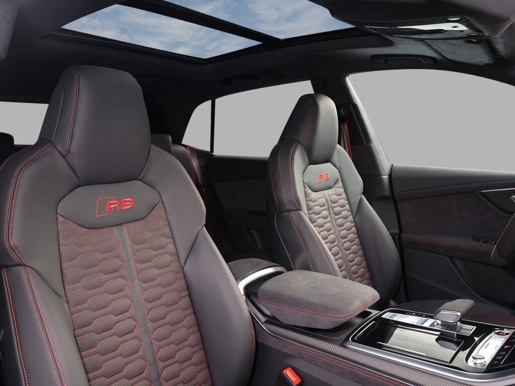 Audi RS Q8 SUV performance